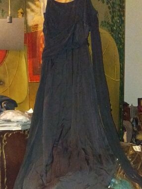 Vintage One-Shoulder Black Maxi Evening Dress